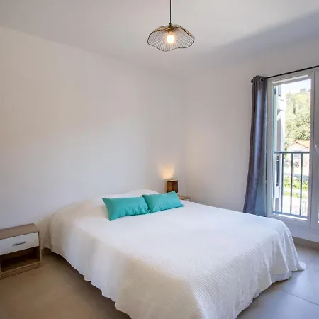Le Clos Jardin-1 By Interhome Апартаменты