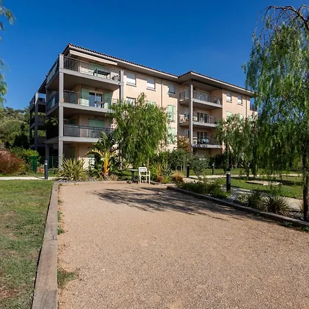 Apartament Le Clos Jardin-1 By Interhome